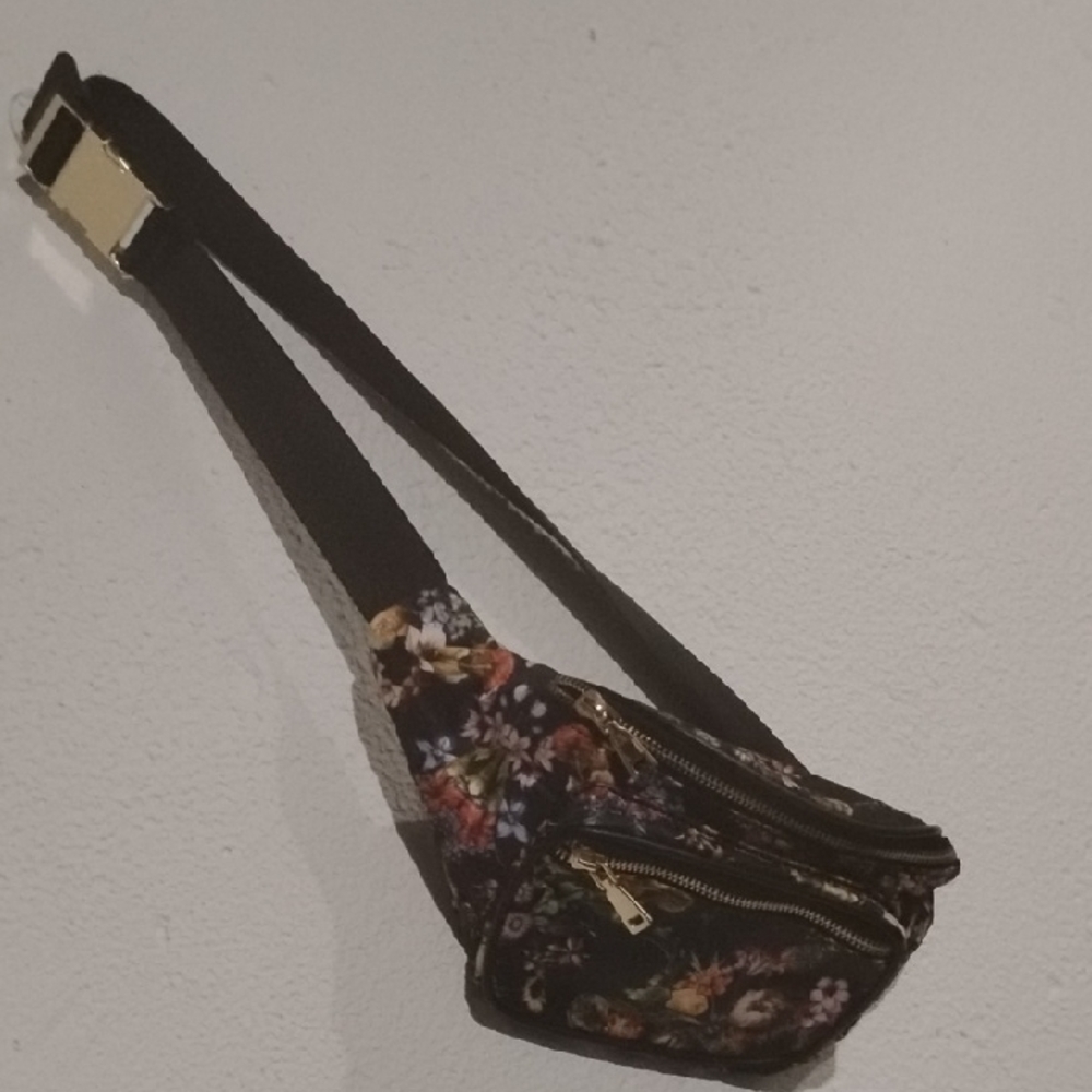 INC Women's Floral Black Belt Bag - Picture 3 of 9